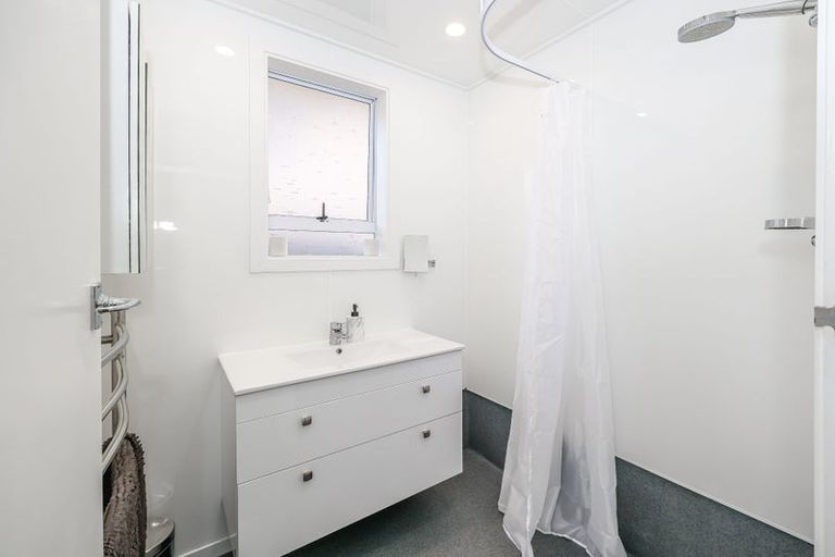 Photo of property in 16 Bell Crescent, Concord, Dunedin, 9018