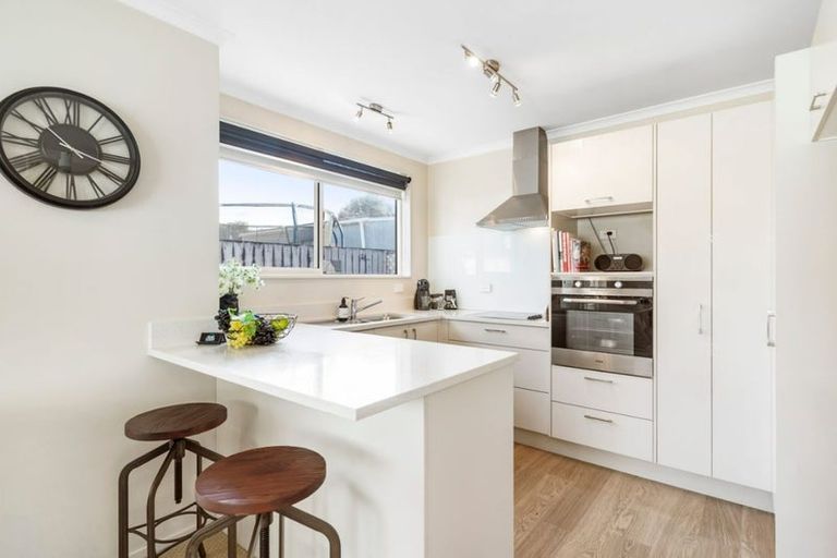 Photo of property in 56a Florence Avenue, Orewa, 0931