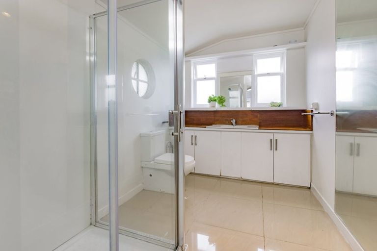 Photo of property in 32 Hunua Road, Papakura, 2110