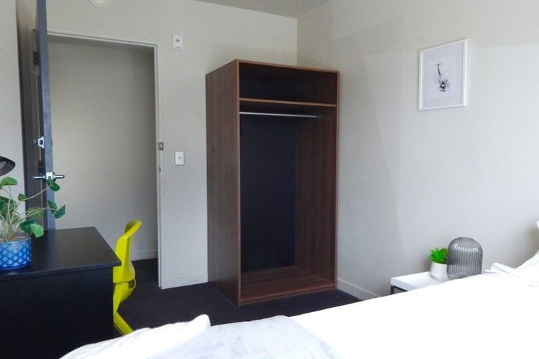 Photo of property in Cube Apartments, 3a/242 Taranaki Street, Mount Cook, Wellington, 6011