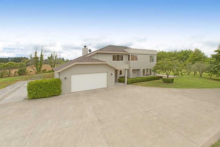 Photo of property in 246 State Highway 16, Kumeu, 0892