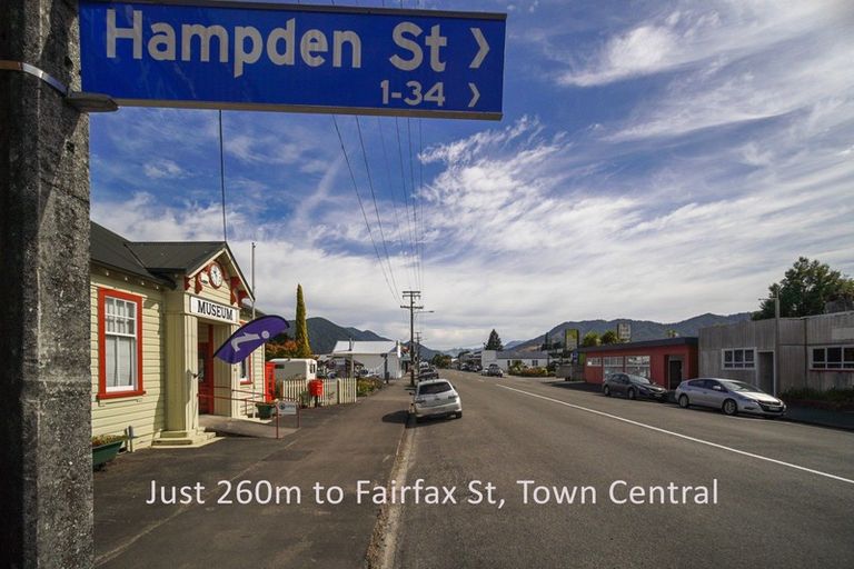 Photo of property in 22 Hampden Street, Murchison, 7007