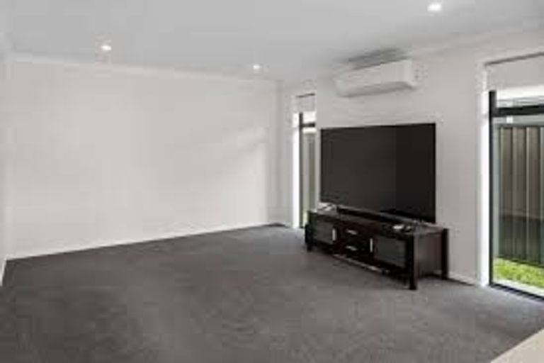 Photo of property in 38 Empire Crescent, Papamoa, 3118