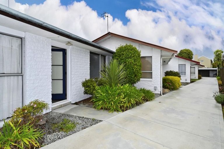 Photo of property in 1/63 Geraldine Street, Edgeware, Christchurch, 8013