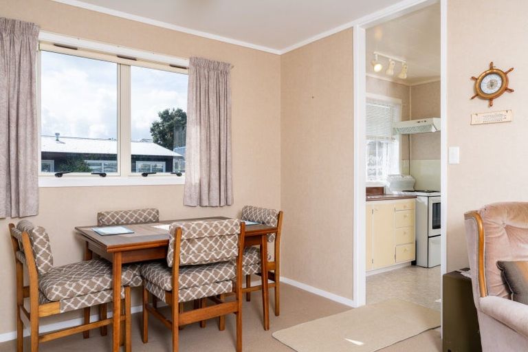 Photo of property in 17b Wallis Street, Raglan, 3225