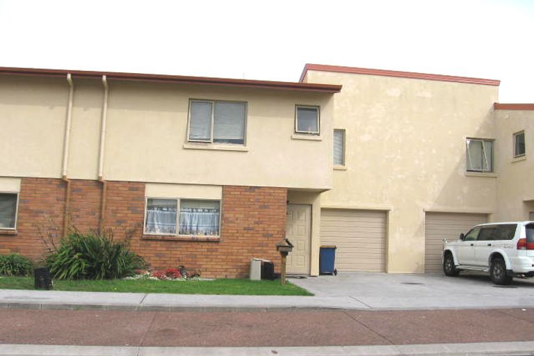 Photo of property in 13 Kora Avenue, Ranui, Auckland, 0612