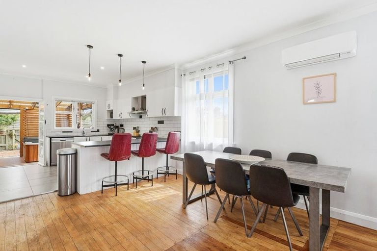 Photo of property in 96 Alma Road, Gonville, Whanganui, 4501