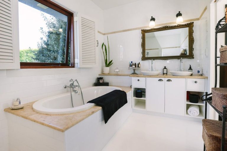 Photo of property in 20 Waimana Place, Wanaka, 9305