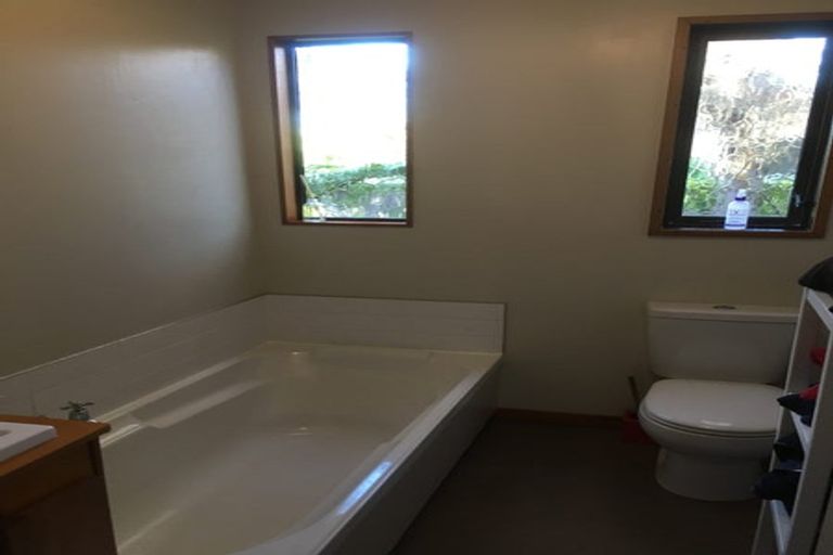 Photo of property in 34 Iwa Street, Mapua, 7005