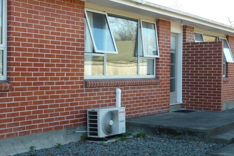 Photo of property in 2/13 Nelson Street, Riccarton, Christchurch, 8011