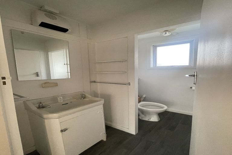 Photo of property in 3-4/5 Wai-iti Road, Maori Hill, Timaru, 7910