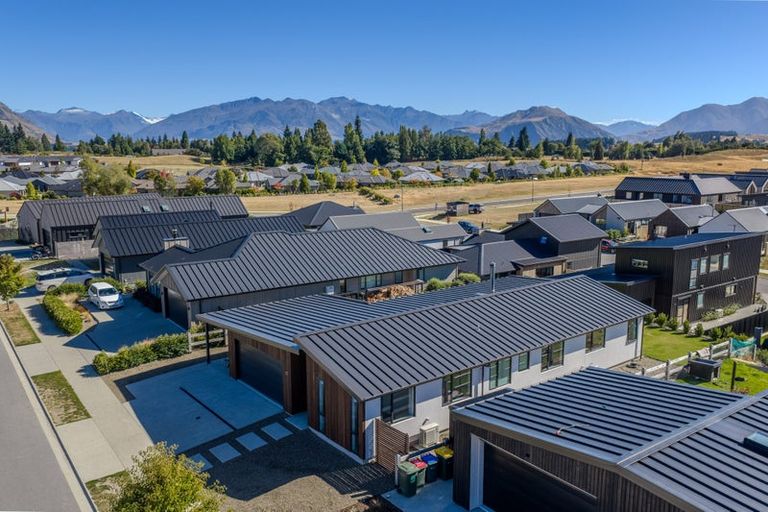 Photo of property in 25 Campbell Road, Wanaka, 9305