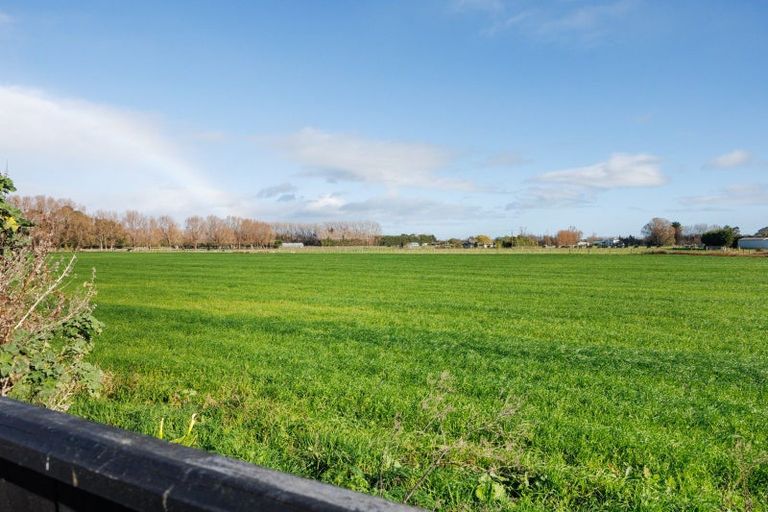 Photo of property in 28 Cascade Crescent, Westbrook, Palmerston North, 4412