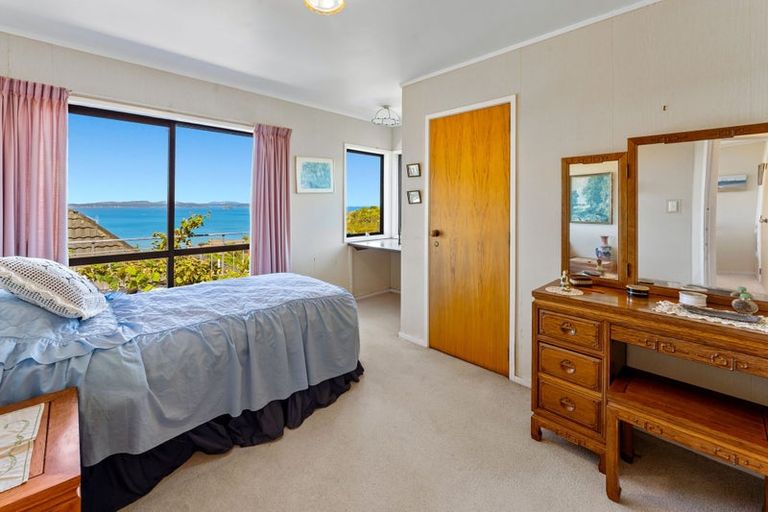 Photo of property in 14 Kotare Place, Sandspit, Warkworth, 0982