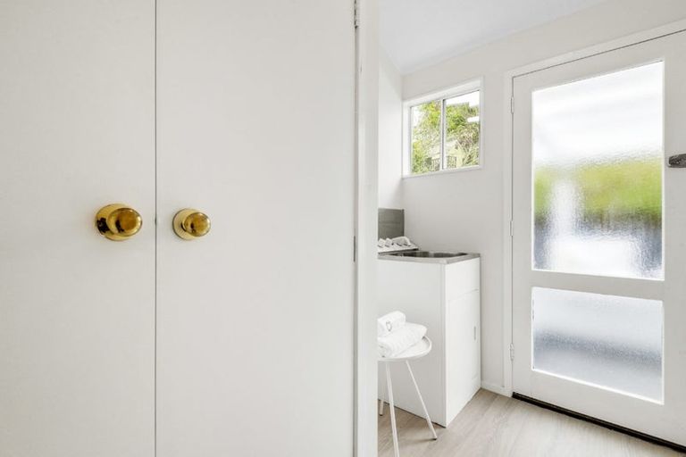 Photo of property in 92 Stapleford Crescent, Browns Bay, Auckland, 0630