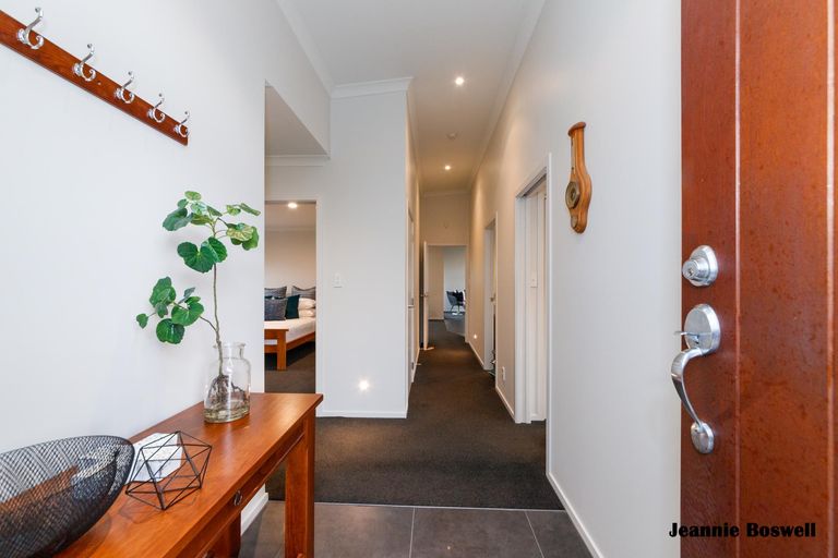 Photo of property in 28a Ward Street, Palmerston North, 4410