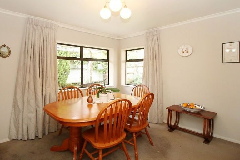 Photo of property in 16b Montgomery Terrace, Hokowhitu, Palmerston North, 4410