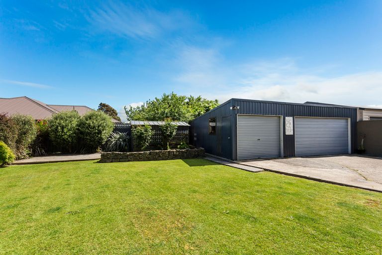 Photo of property in 17 Thames Street, Mosgiel, 9024