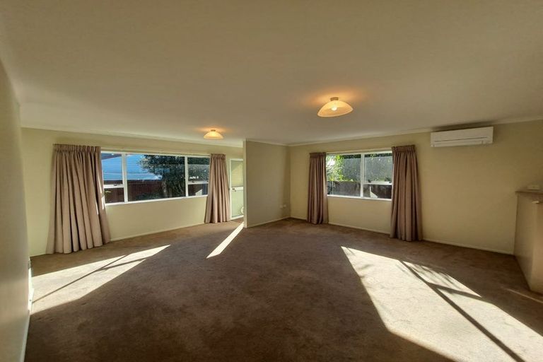 Photo of property in 17 Clemow Road, Fitzroy, New Plymouth, 4312