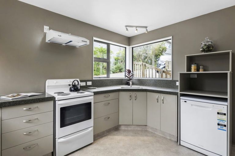 Photo of property in 6b Mills Road, Brooklyn, Wellington, 6021