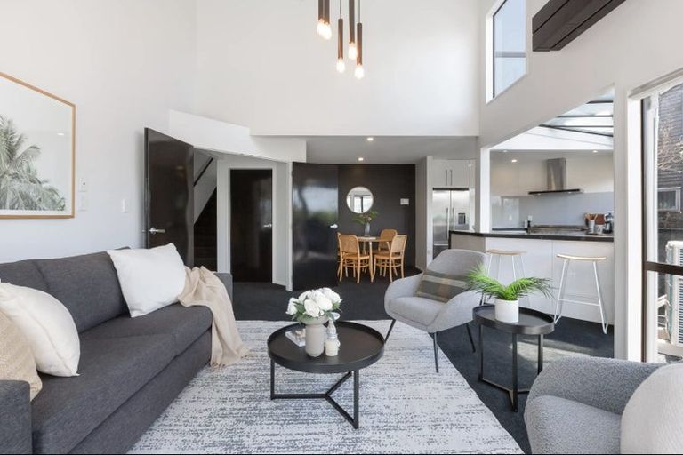 Photo of property in 50 Ferry Street, Seatoun, Wellington, 6022