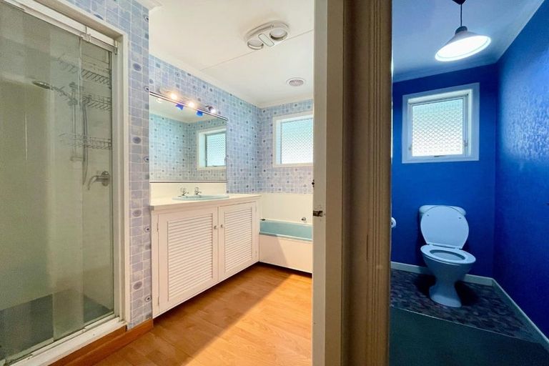 Photo of property in 89c Poplar Grove, Whalers Gate, New Plymouth, 4310