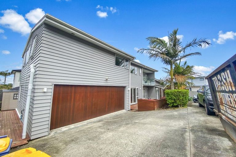 Photo of property in 24 Bannings Way, Hobsonville, Auckland, 0618