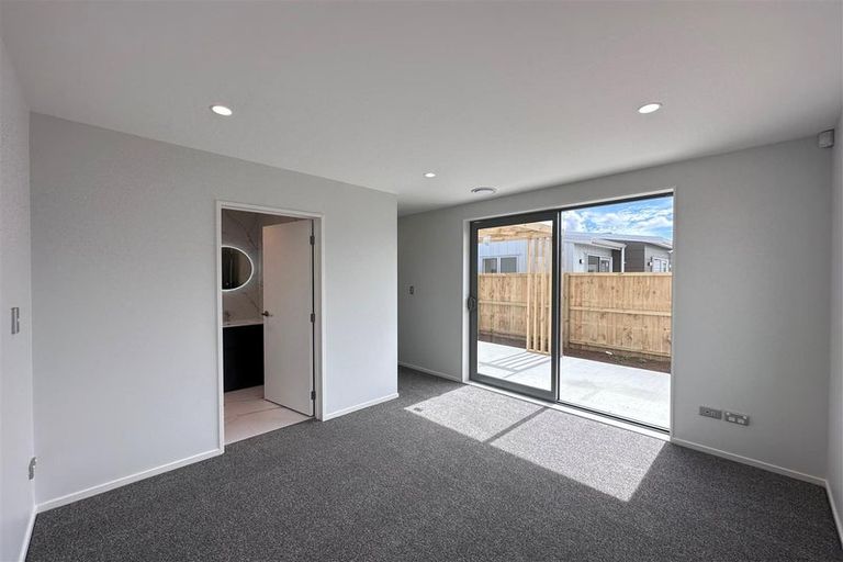 Photo of property in 16 Fredrick Hanson Road, Papakura, 2110