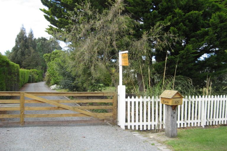 Photo of property in 65b Douglas Road, Amberley, 7410