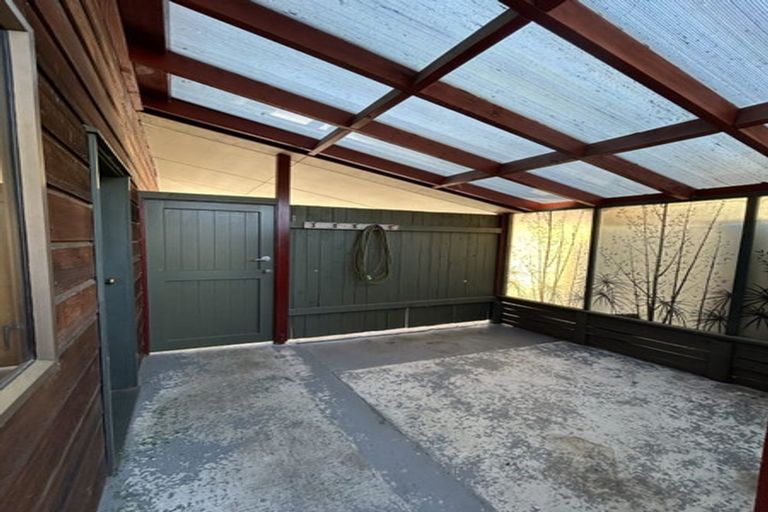 Photo of property in 142 Victoria Avenue, Hokowhitu, Palmerston North, 4410