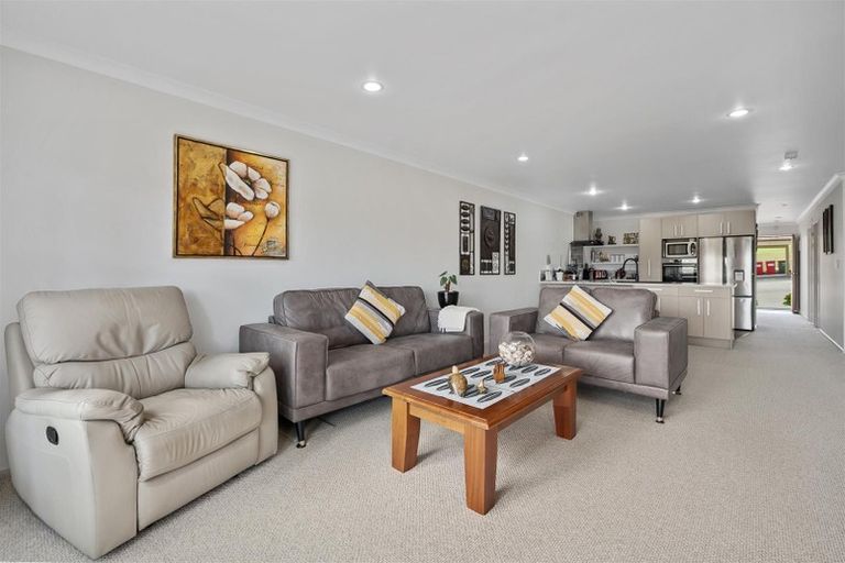 Photo of property in Santa Rosa, 52/340 Gulf Harbour Drive, Gulf Harbour, Whangaparaoa, 0930