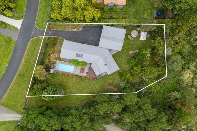 Photo of property in 150 Athlone Drive, Cambridge, 3434