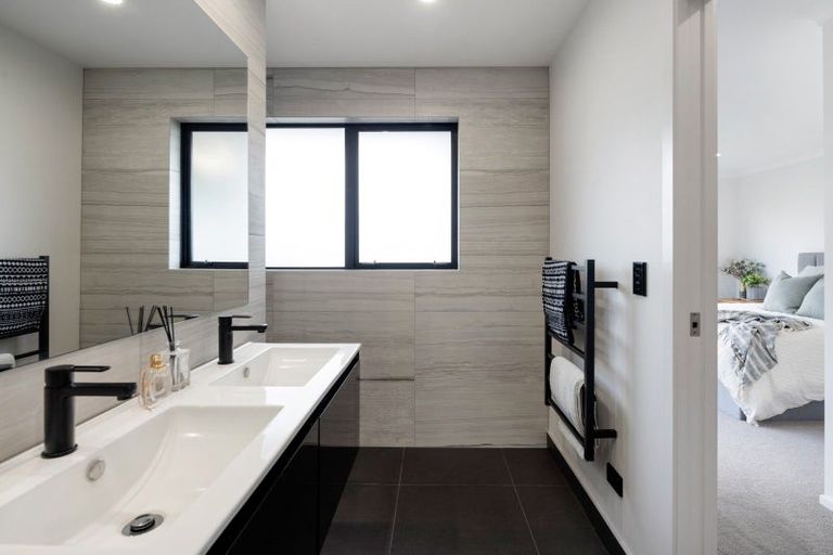 Photo of property in 34 Mike Smith Drive, Cambridge, 3434