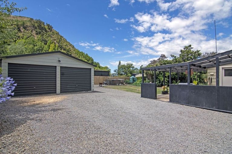 Photo of property in 100 Pigeon Valley Road, Wakefield, 7025