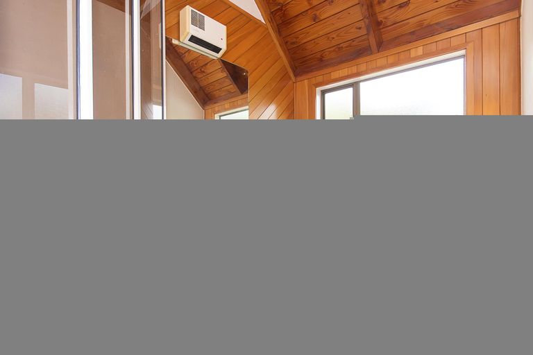 Photo of property in 10 Len Brown Place, Pukekohe, 2120