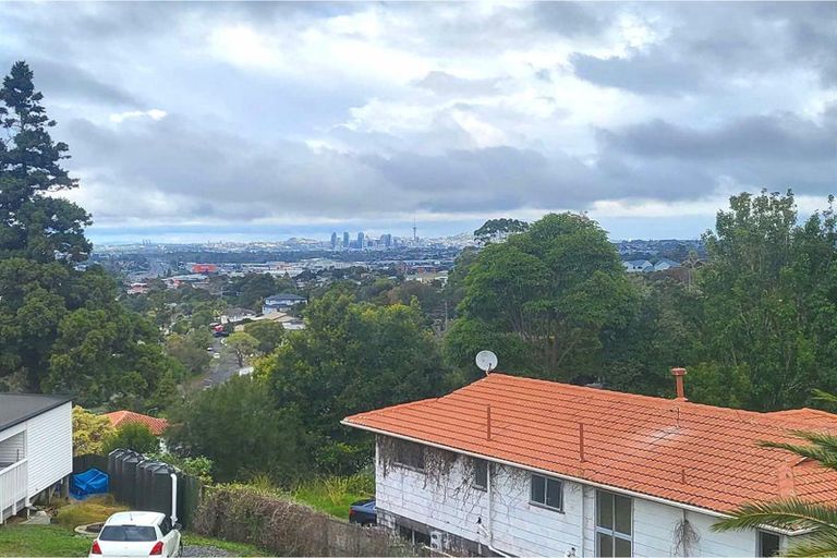 Photo of property in 1/227 Sunset Road, Sunnynook, Auckland, 0632