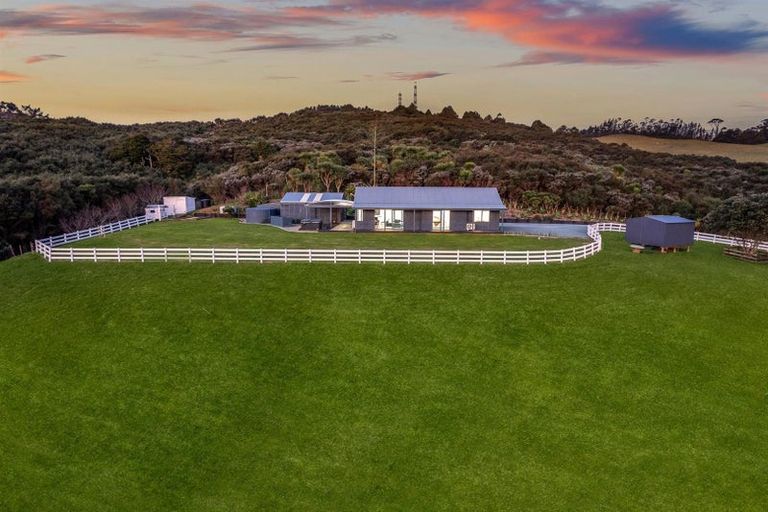 Photo of property in 2708 Kaipara Coast Highway, Glorit, Warkworth, 0984