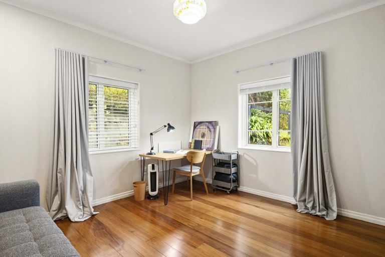 Photo of property in 107 Karori Road, Karori, Wellington, 6012