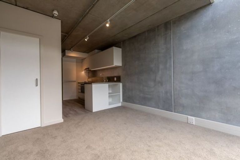 Photo of property in Ink'd, 19 Pirie Street, Mount Victoria, Wellington, 6011