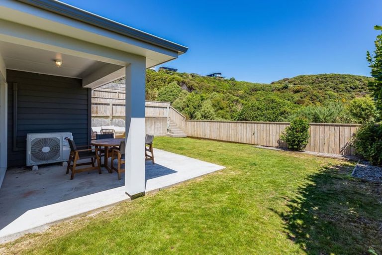 Photo of property in 31 Aspiring Terrace, Aotea, Porirua, 5024