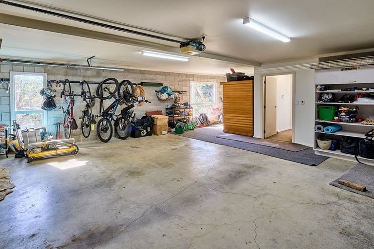 Photo of property in 53 Exploration Way, Whitby, Porirua, 5024