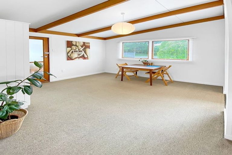 Photo of property in 92 Tollemache Road East, Longlands, Hastings, 4122