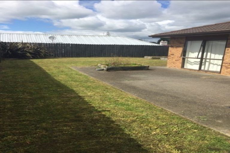 Photo of property in 11 Imjin Place, Papakura, 2110