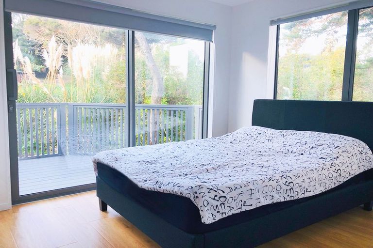 Photo of property in 74 Park Road, Glenfield, Auckland, 0629