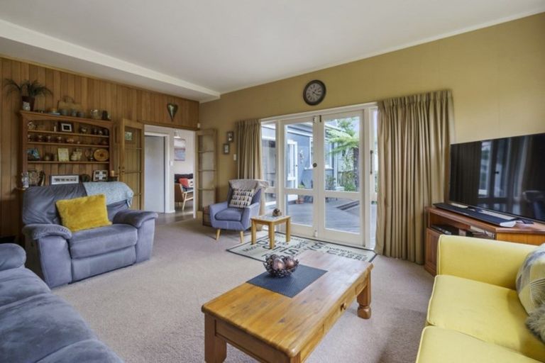 Photo of property in 303 Botanical Road, West End, Palmerston North, 4412