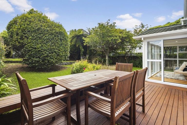 Photo of property in 190 Karori Road, Karori, Wellington, 6012