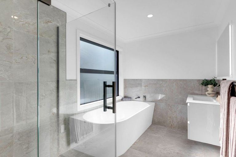 Photo of property in 4/11 Comries Road, Chartwell, Hamilton, 3210