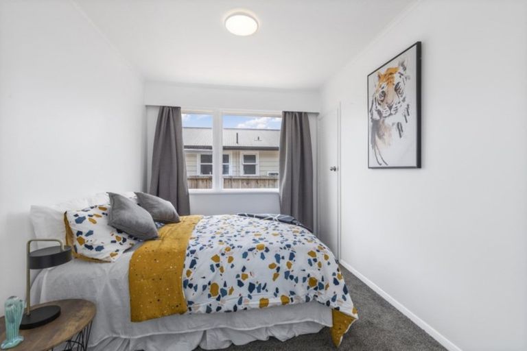 Photo of property in 42 Kashmir Avenue, Clouston Park, Upper Hutt, 5018