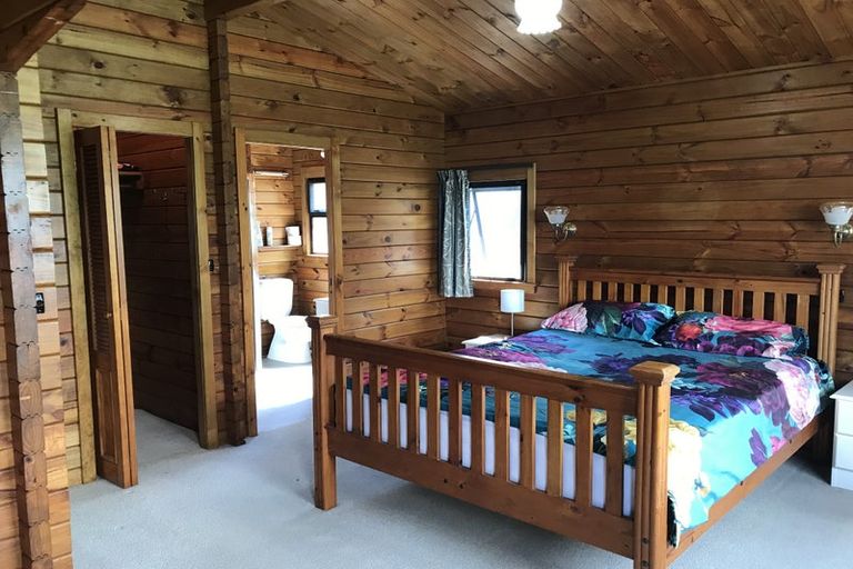 Photo of property in 193 Paku Drive, Tairua, 3508