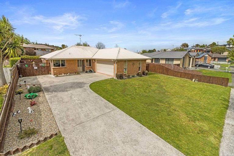 Photo of property in 49 Twickenham Place, Nawton, Hamilton, 3200